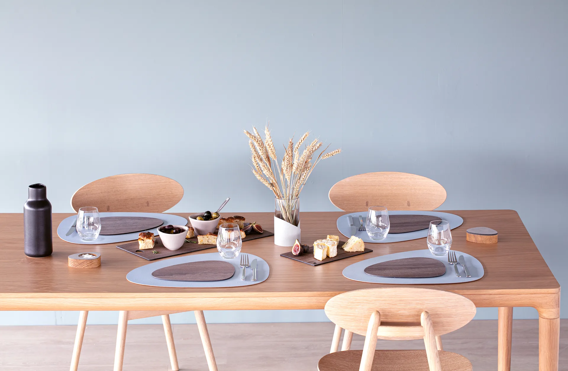 Cut & Serve kwadratowa deska do krojenia L, Orzech włoski LIND DNA