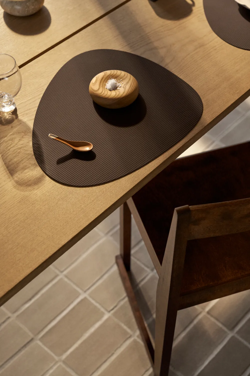 Podkładka stołowa Corduroy curve L, Hazel LIND DNA