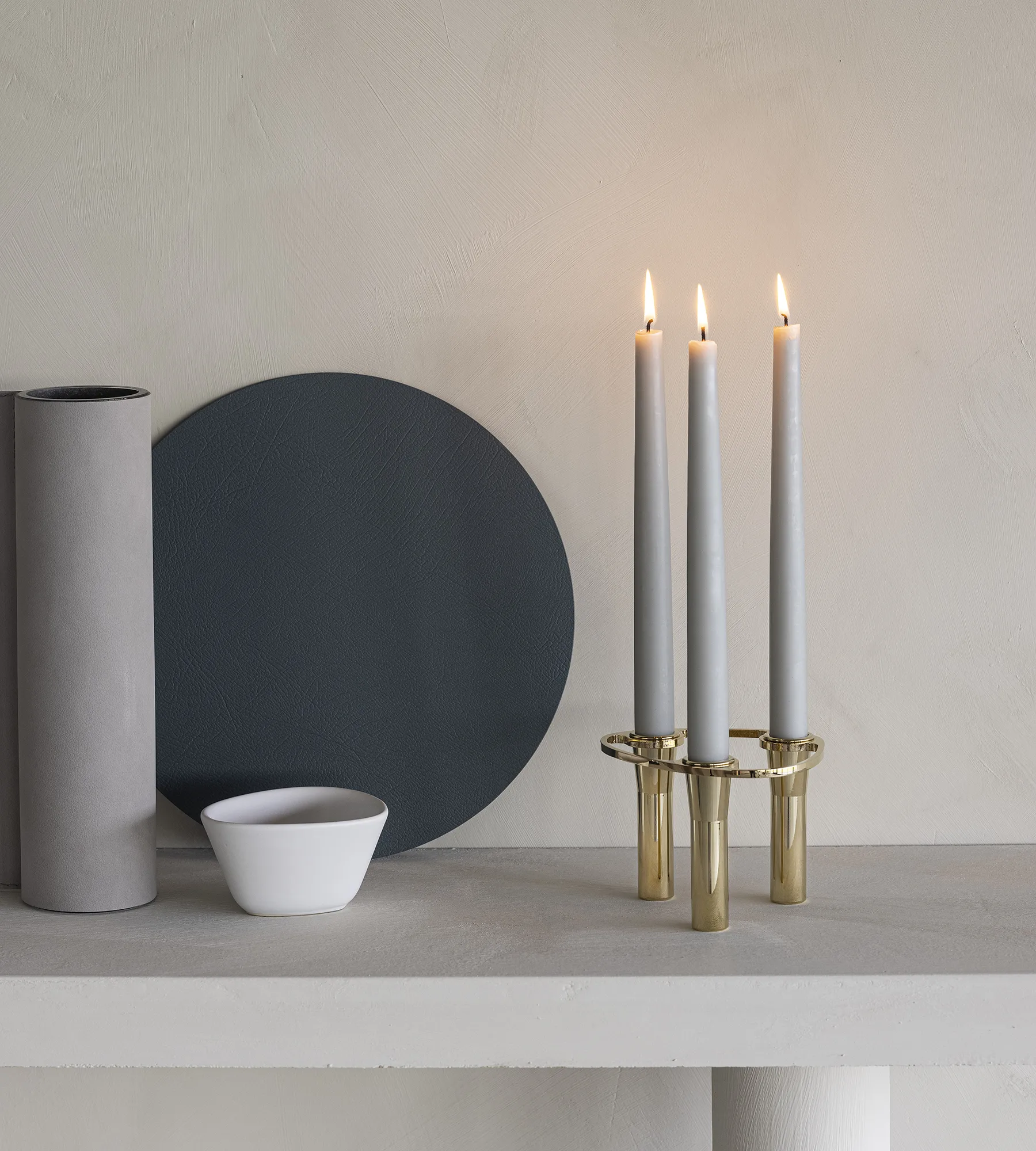 Świecznik Lind Curve z możliwością łączenia, pokryty 24-karatowym złotem, Potrójny LIND DNA