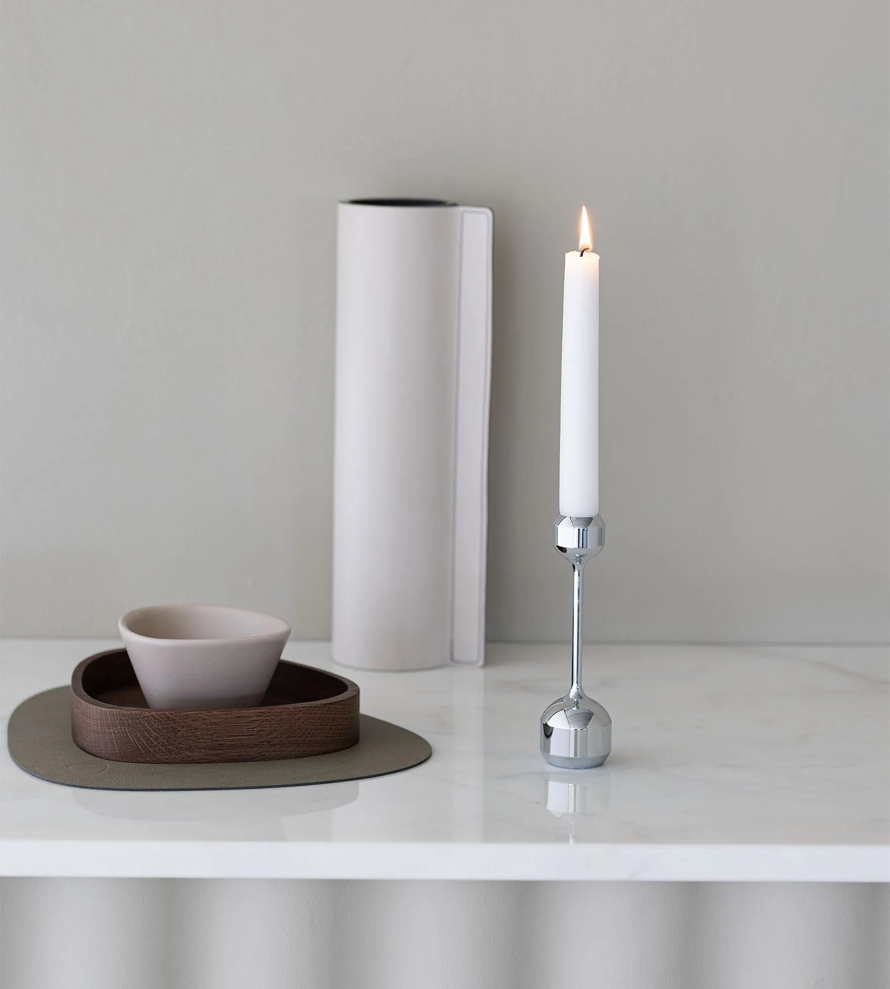 Świecznik Silhouette 145, Chrom LIND DNA