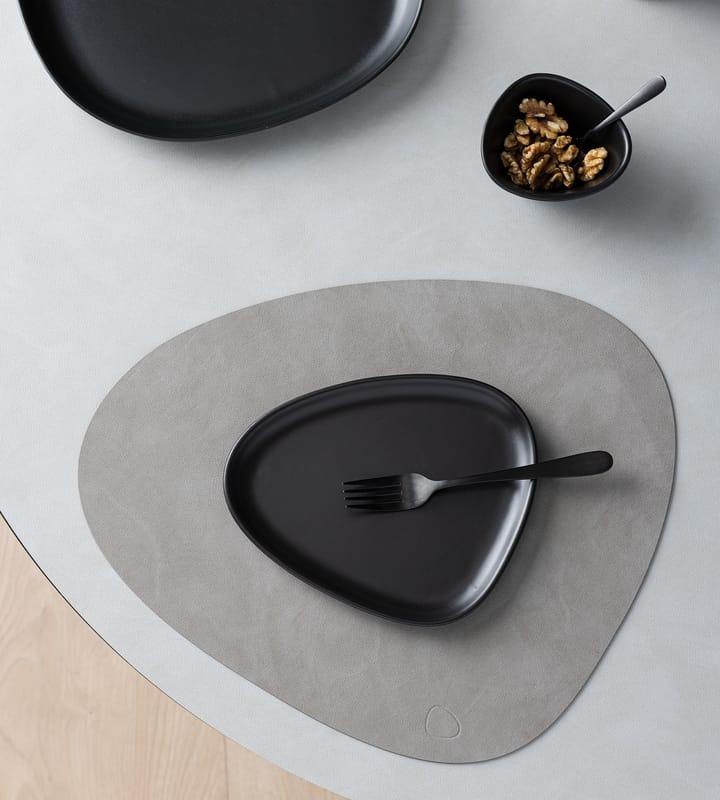 Talerz Curve Stoneware 19x22 cm, Black LIND DNA