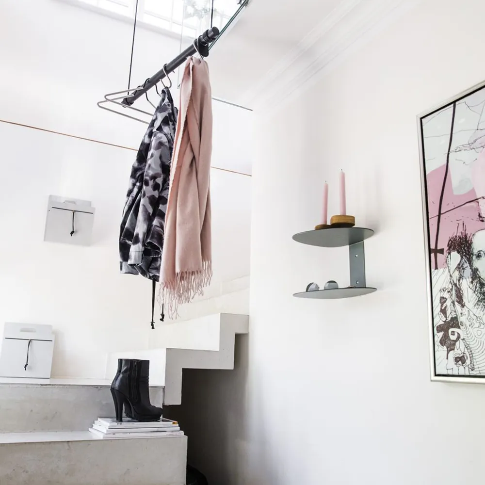 Wieszak na ubrania Swing, oak nature, m, sznur nature LIND DNA