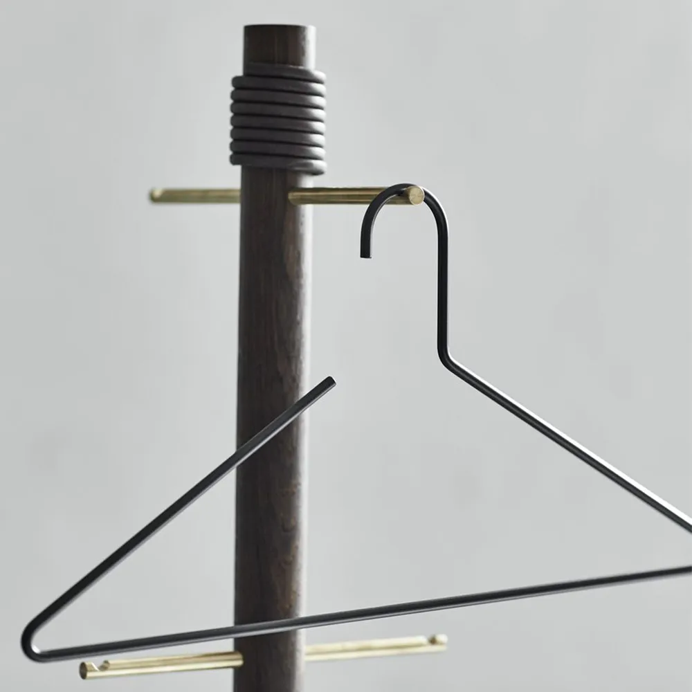 Wieszak Slim, black LIND DNA