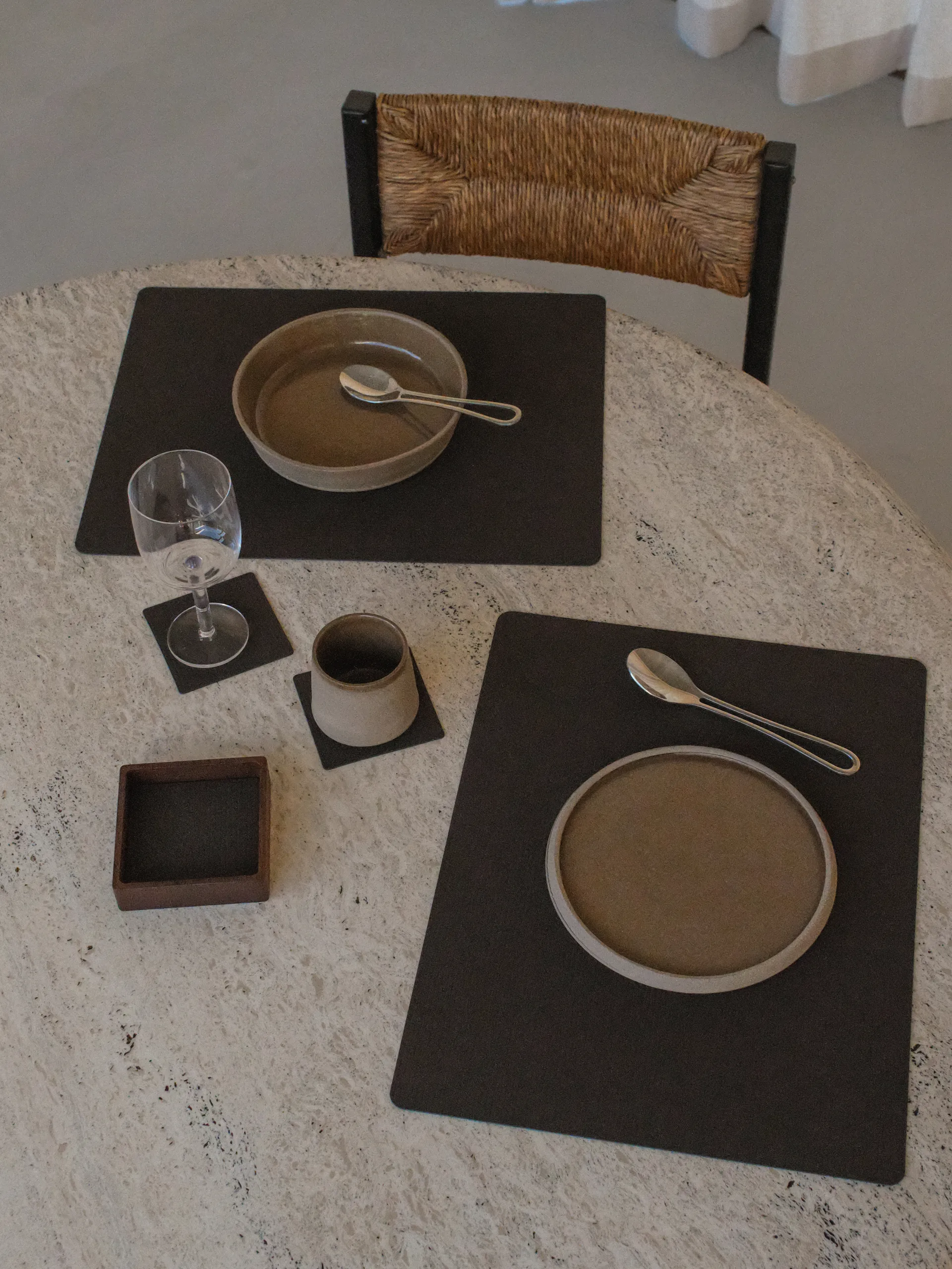 Wood Box pudełko na podkładki, Smoked-oak, square, S LIND DNA