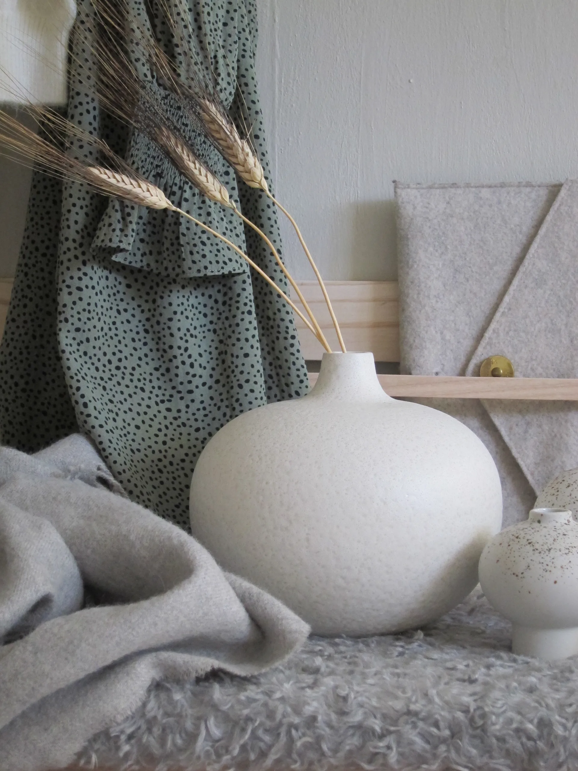 Wazon Bari, Creamwhite, XL Lindform