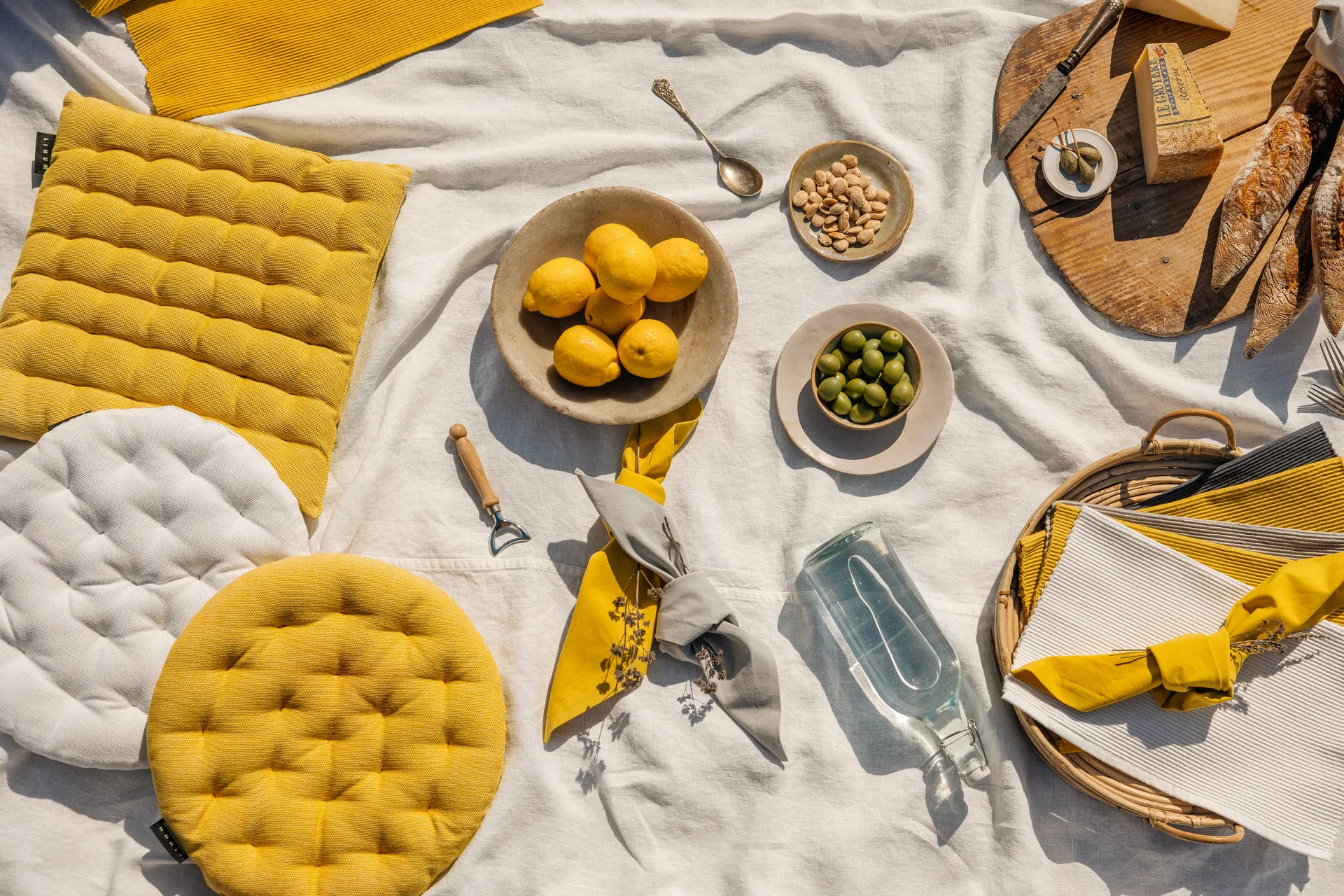 Podkładka stołowa Uni 35x46 cm, zestaw 4 szt., Musztarda Linum