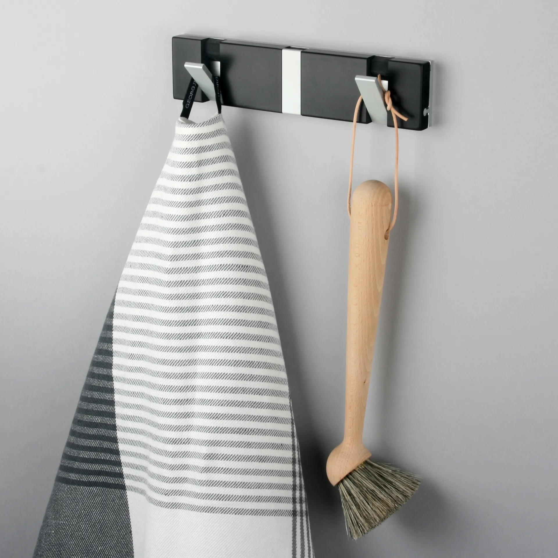 Wieszak Knax 20 cm kompozytowy, czarny LoCa