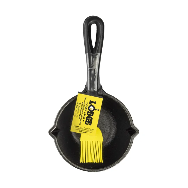 Rondel do sosów z silikonowym pędzelkiem - Żeliwo, 23 cm - Lodge