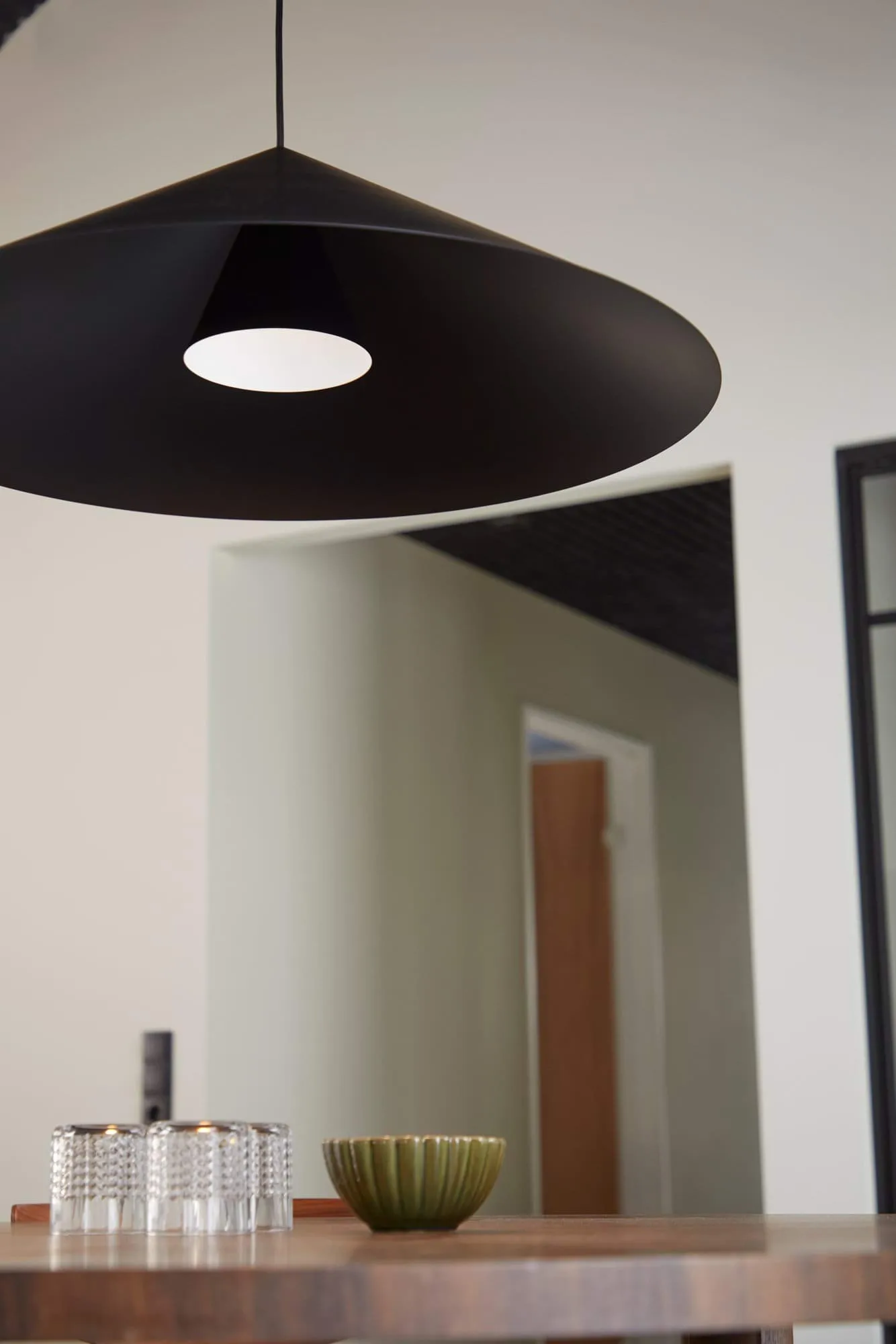 Lampa wisząca Hanzu, Czarny, Ø75 cm Loom Design