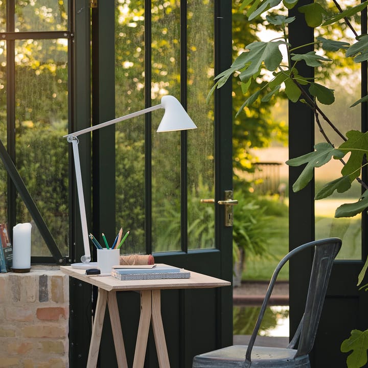 Lampa na biurko NJP, Czarny, zaciski, 2700k Louis Poulsen