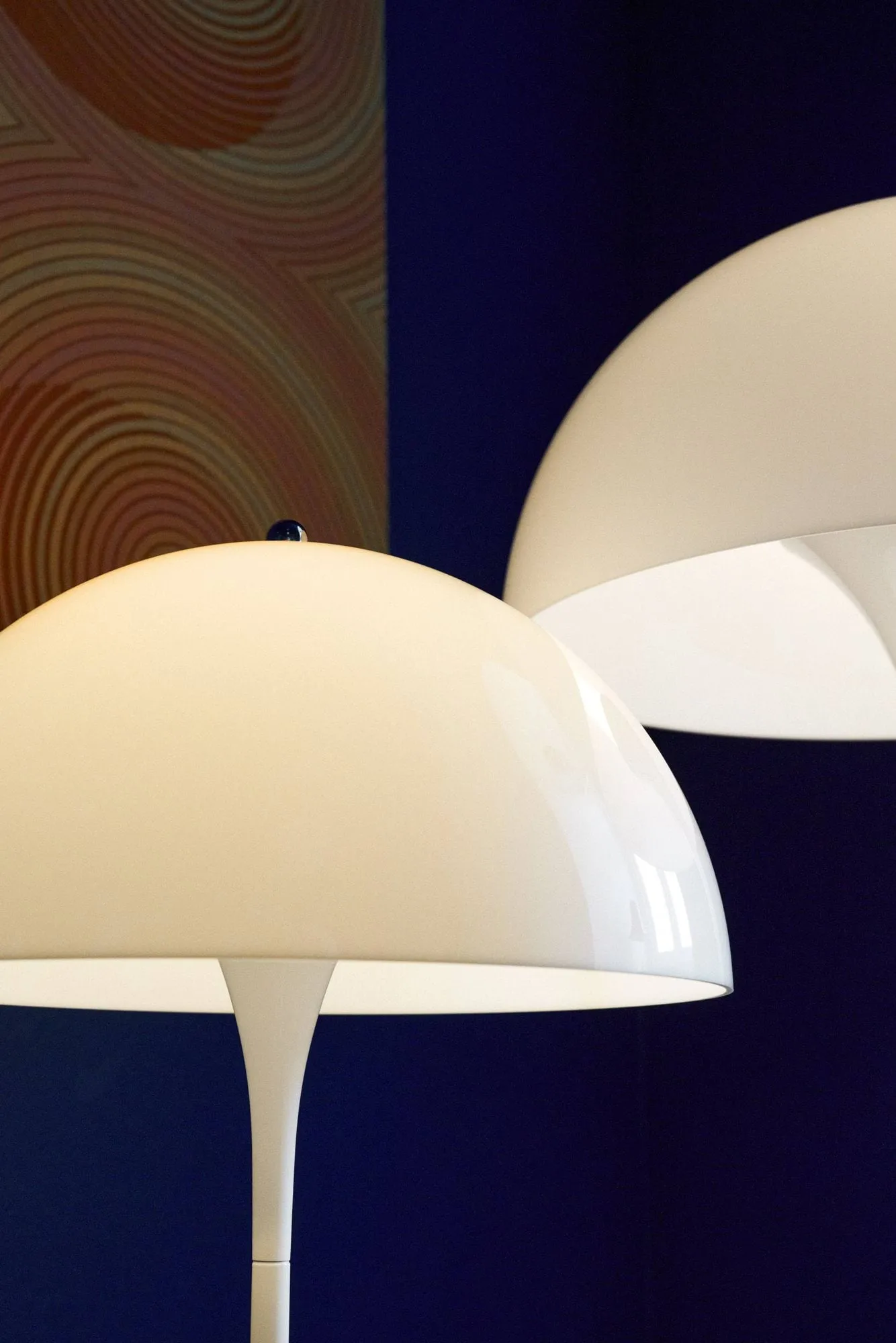 Lampa podłogowa Panthella 400, Opal white Louis Poulsen