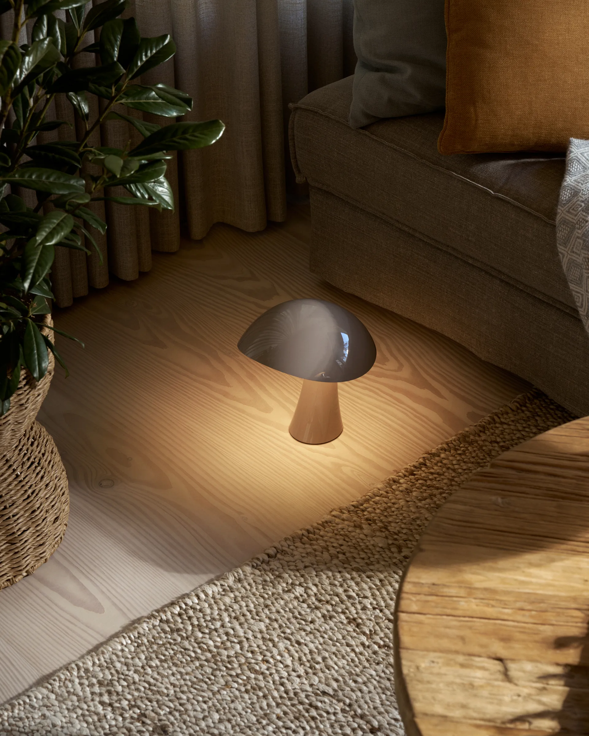 Lampa przenośna Rumee 220, Earth Grey Louis Poulsen