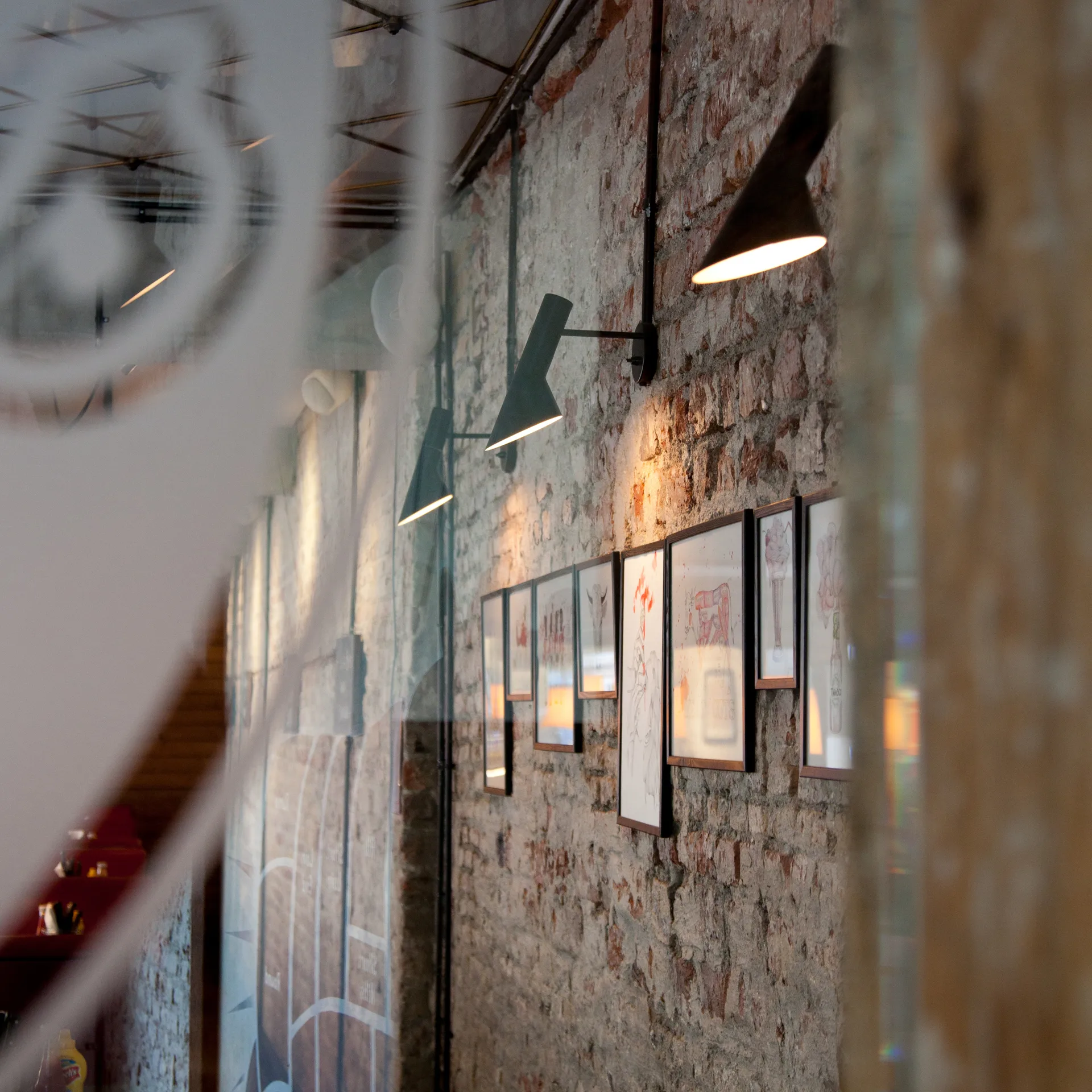 Lampa ścienna AJ, Czarny Louis Poulsen