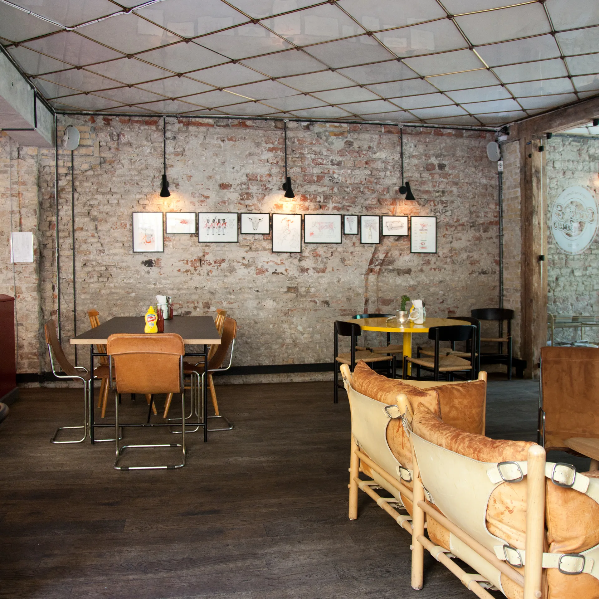 Lampa ścienna AJ, Czarny Louis Poulsen