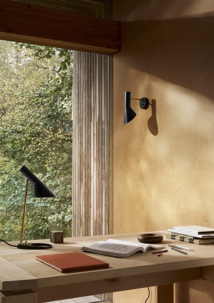Lampa stołowa AJ MINI, Brass-black Louis Poulsen