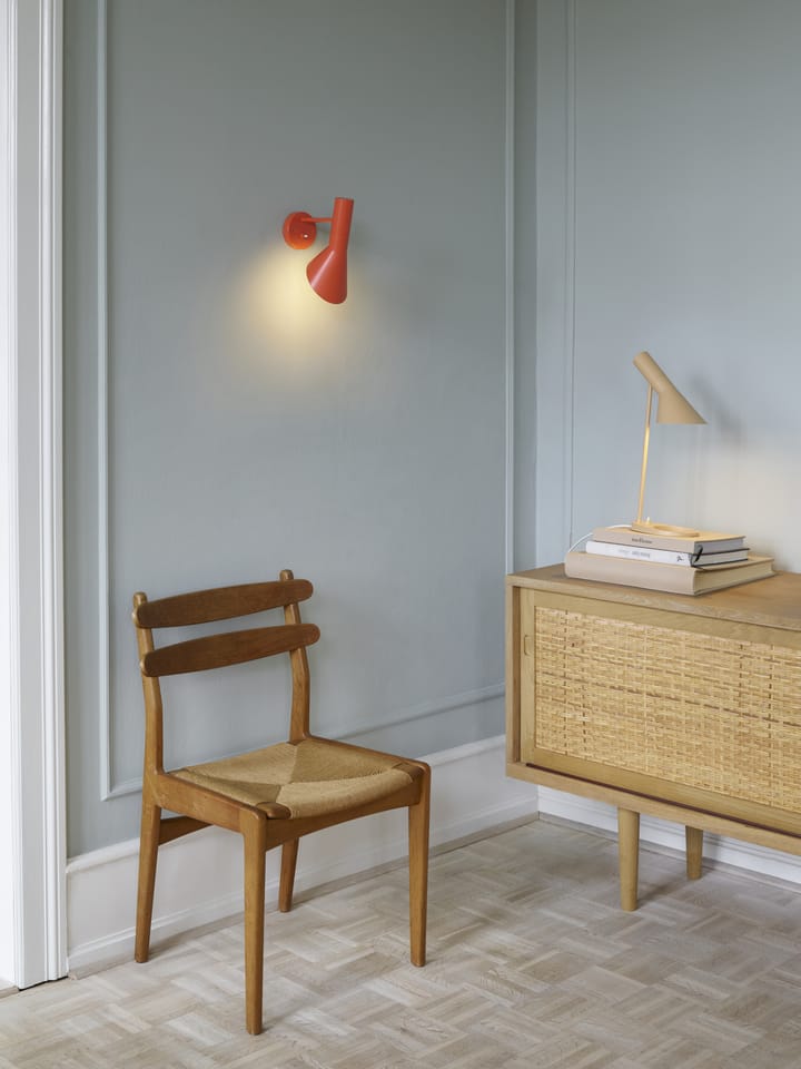Lampa stołowa AJ MINI, Warm sand Louis Poulsen