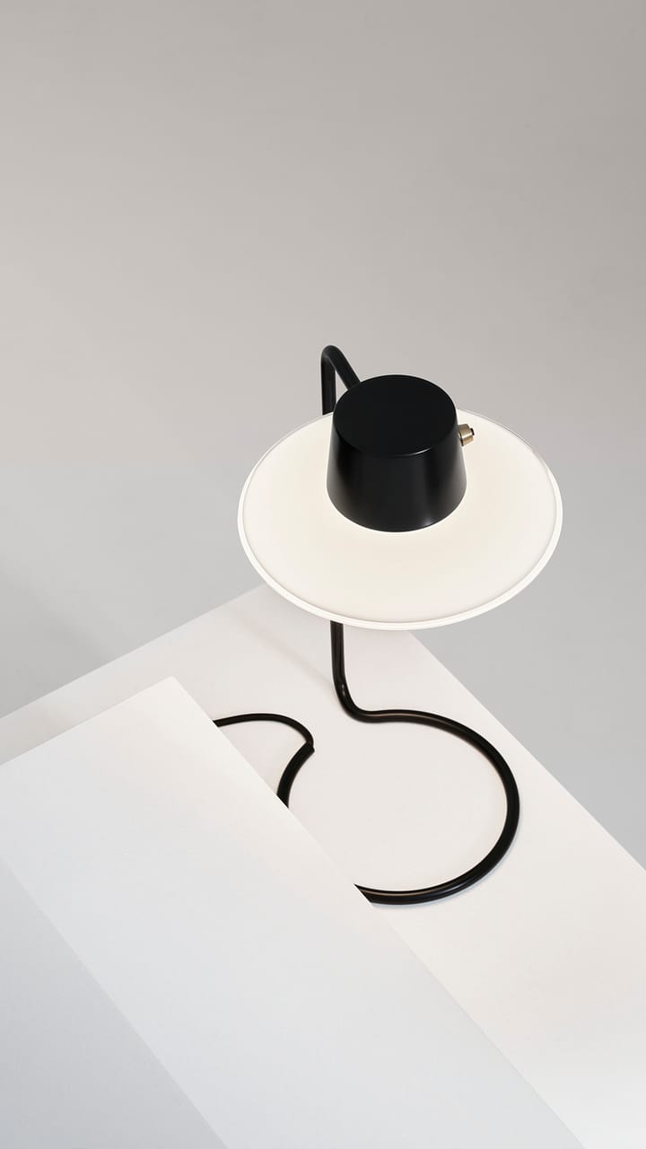 Lampa stołowa AJ Oxford 28 cm czarny, Szkło opalowe Louis Poulsen