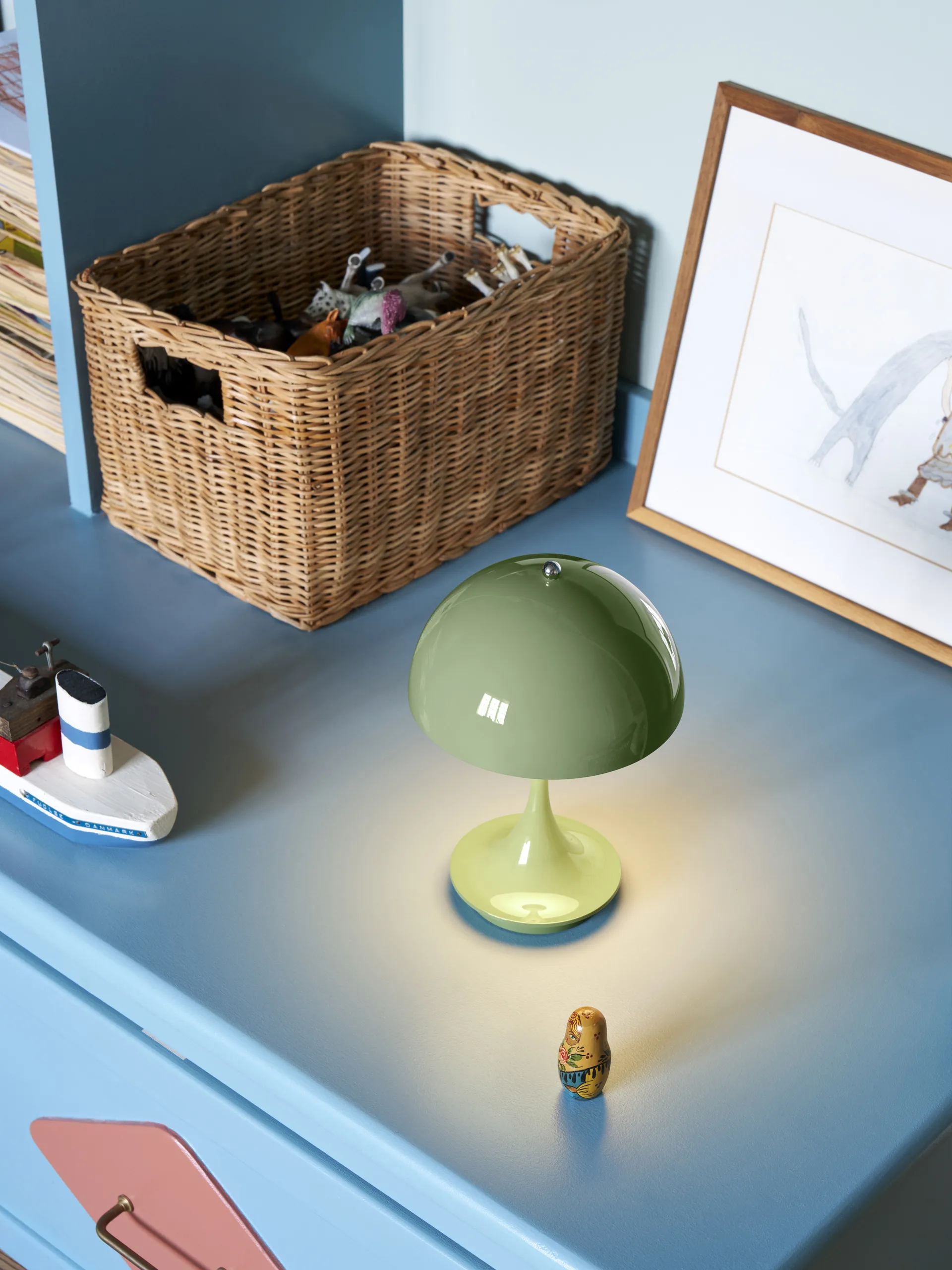 Lampa stołowa Panthella 160 portable, Green Louis Poulsen