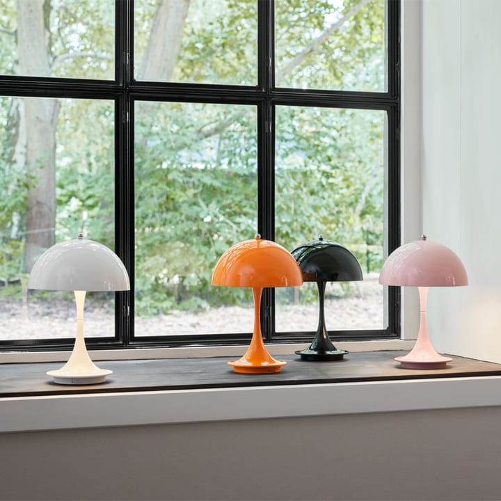 Lampa stołowa Panthella 160 portable metalowa, Czarny Louis Poulsen