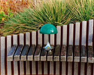 Lampa stołowa Panthella 160 Portable v3 - Original Opal Green - Louis Poulsen