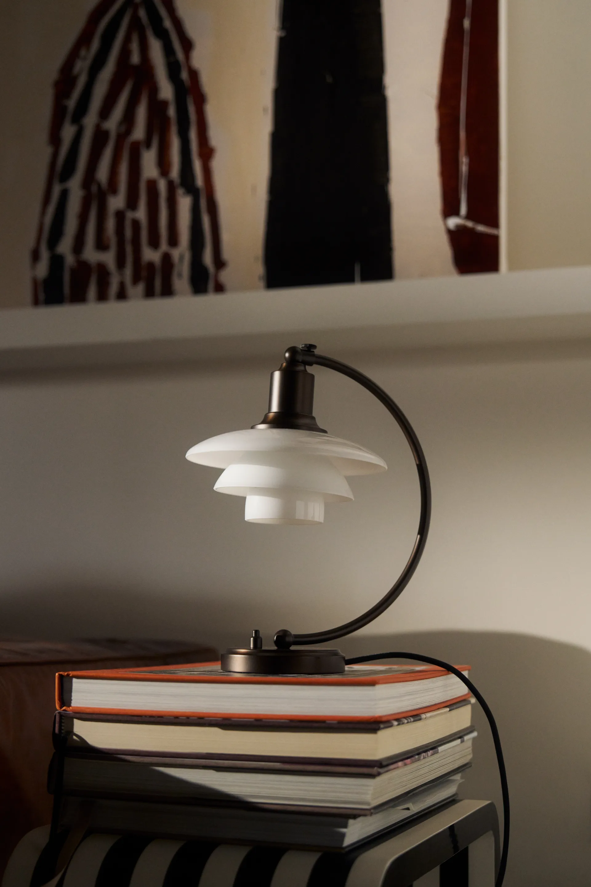 Lampa stołowa PH 2/2 Luna, Aged brass-szkło opalowe Louis Poulsen