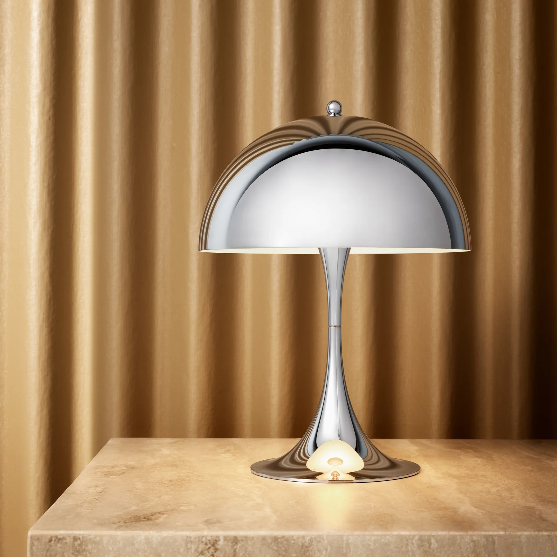Lampa stołowa przenośna Panthella 250, Chrom Louis Poulsen