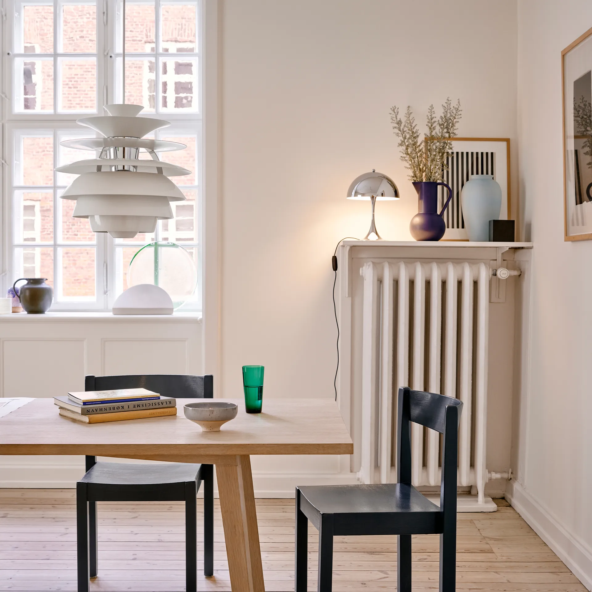 Lampa stołowa przenośna Panthella 250, Chrom Louis Poulsen