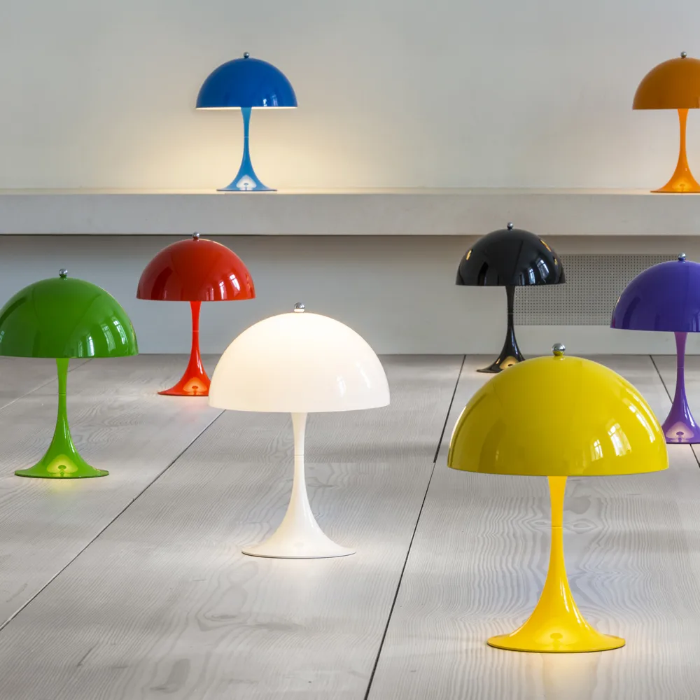 Lampa stołowa przenośna Panthella 250, Szaryopalowy akryl Louis Poulsen