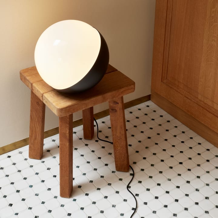 Lampa stołowa/lampa podłogowa VL Studio Ø25 cm - Mosiądz - Louis Poulsen