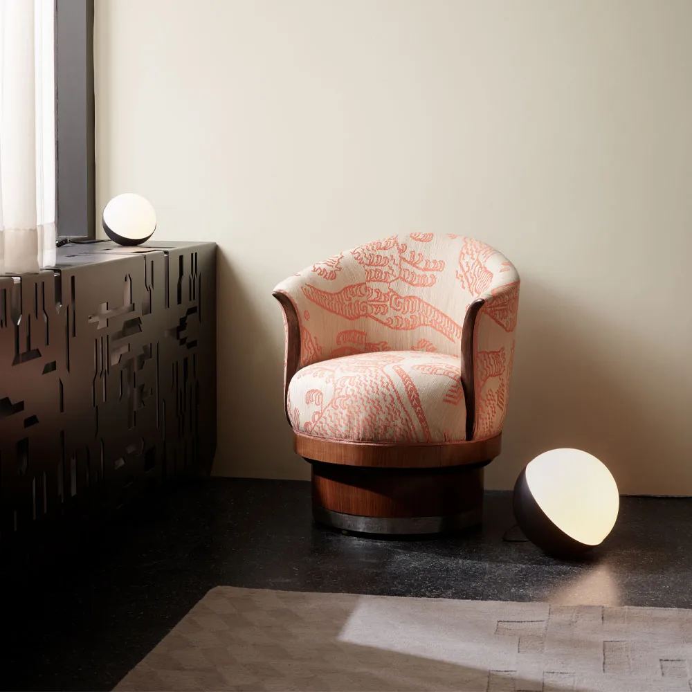 Lampa stołowa/lampa podłogowa VL Studio Ø32 cm, Czarny Louis Poulsen