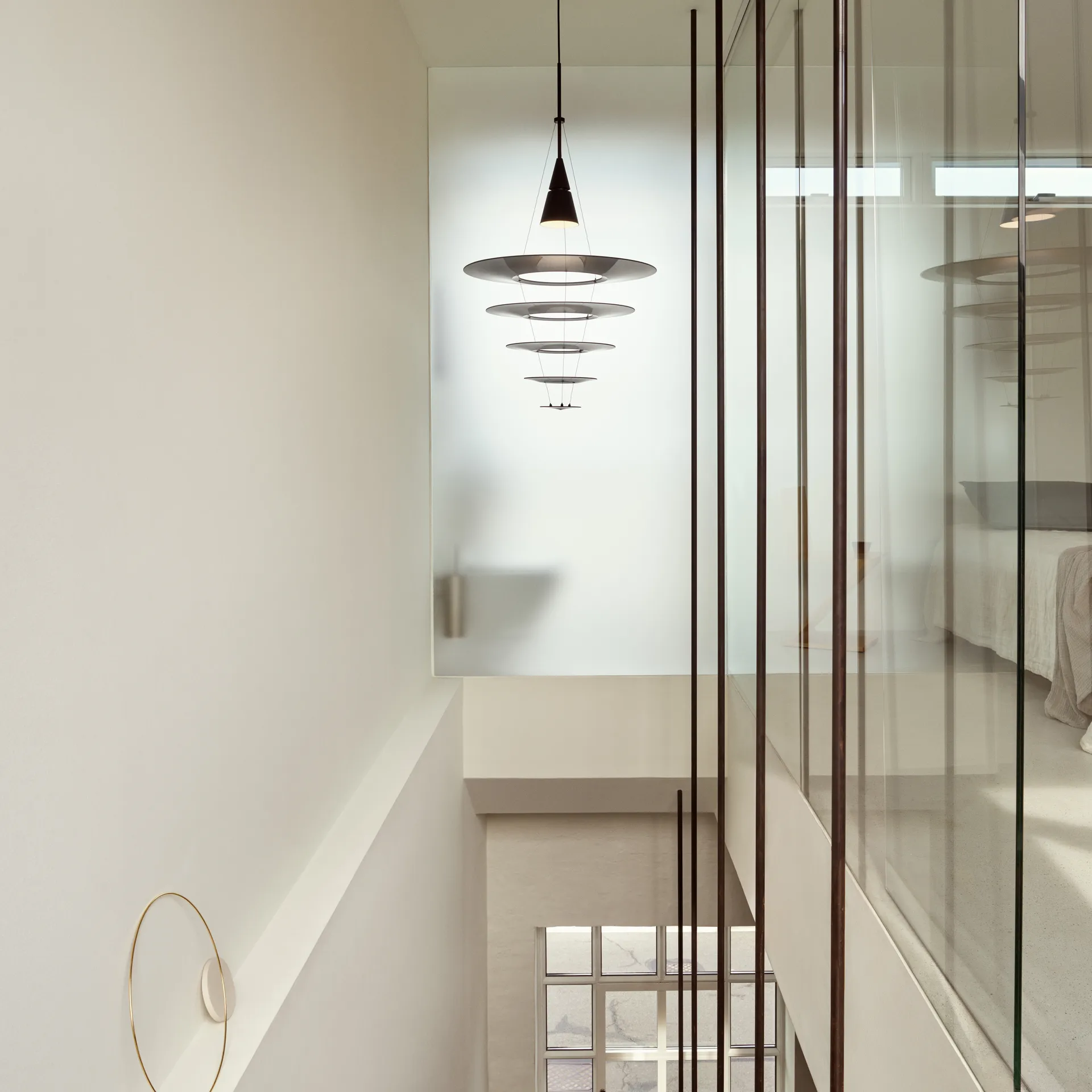 Lampa wisząca Enigma 545, Czarny Louis Poulsen