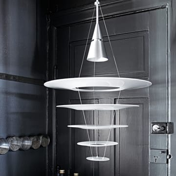 Lampa wisząca Enigma 825 - Czarny, LED - Louis Poulsen