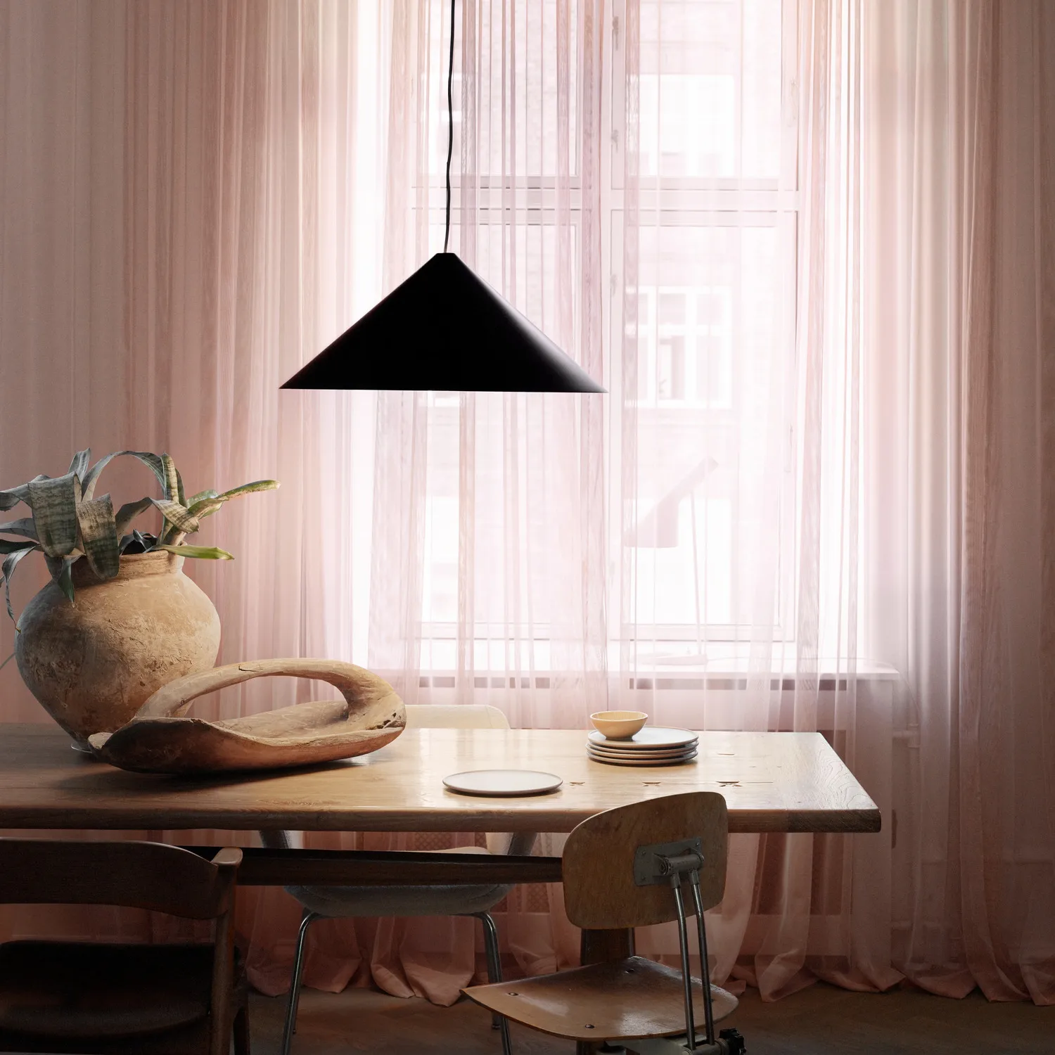 Lampa wisząca Keglen Ø65 cm, Czarny Louis Poulsen