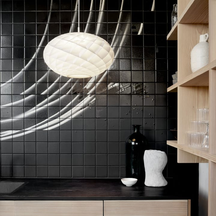 Lampa wisząca Patera Oval, Biały Louis Poulsen