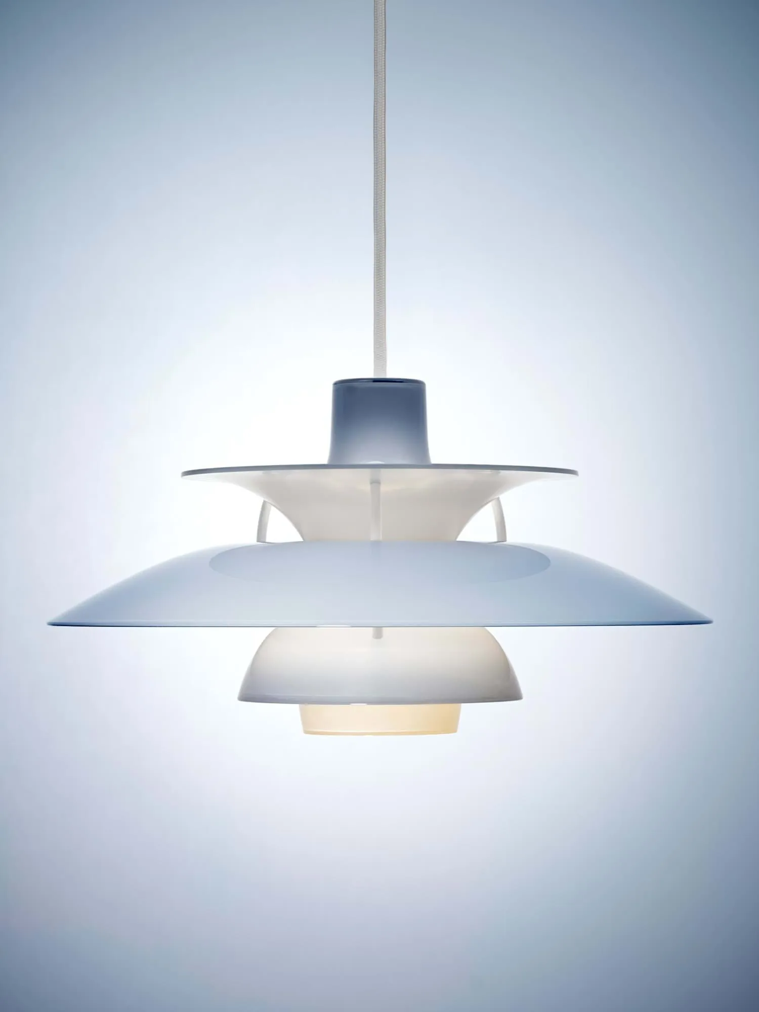 Lampa wisząca PH 5, Ø32 cm, Opal pale blue Louis Poulsen