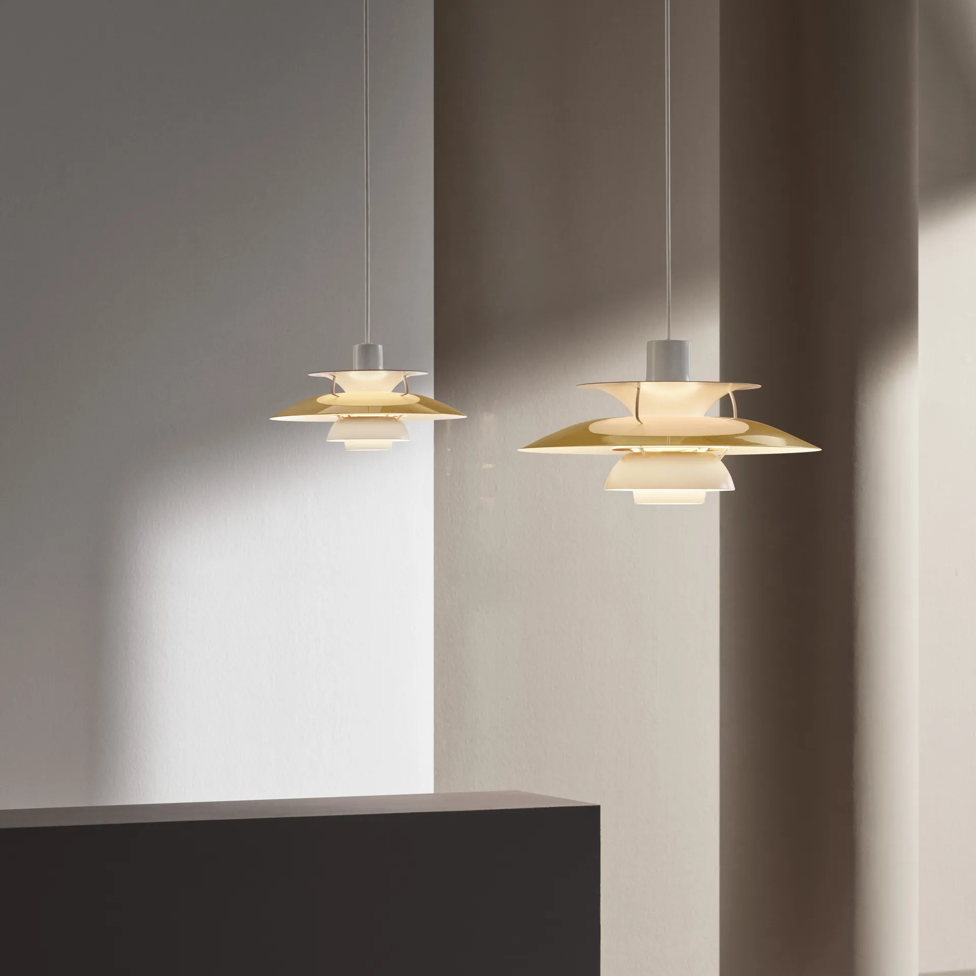 Lampa wisząca PH 5, Ø500, Mosiądz Louis Poulsen