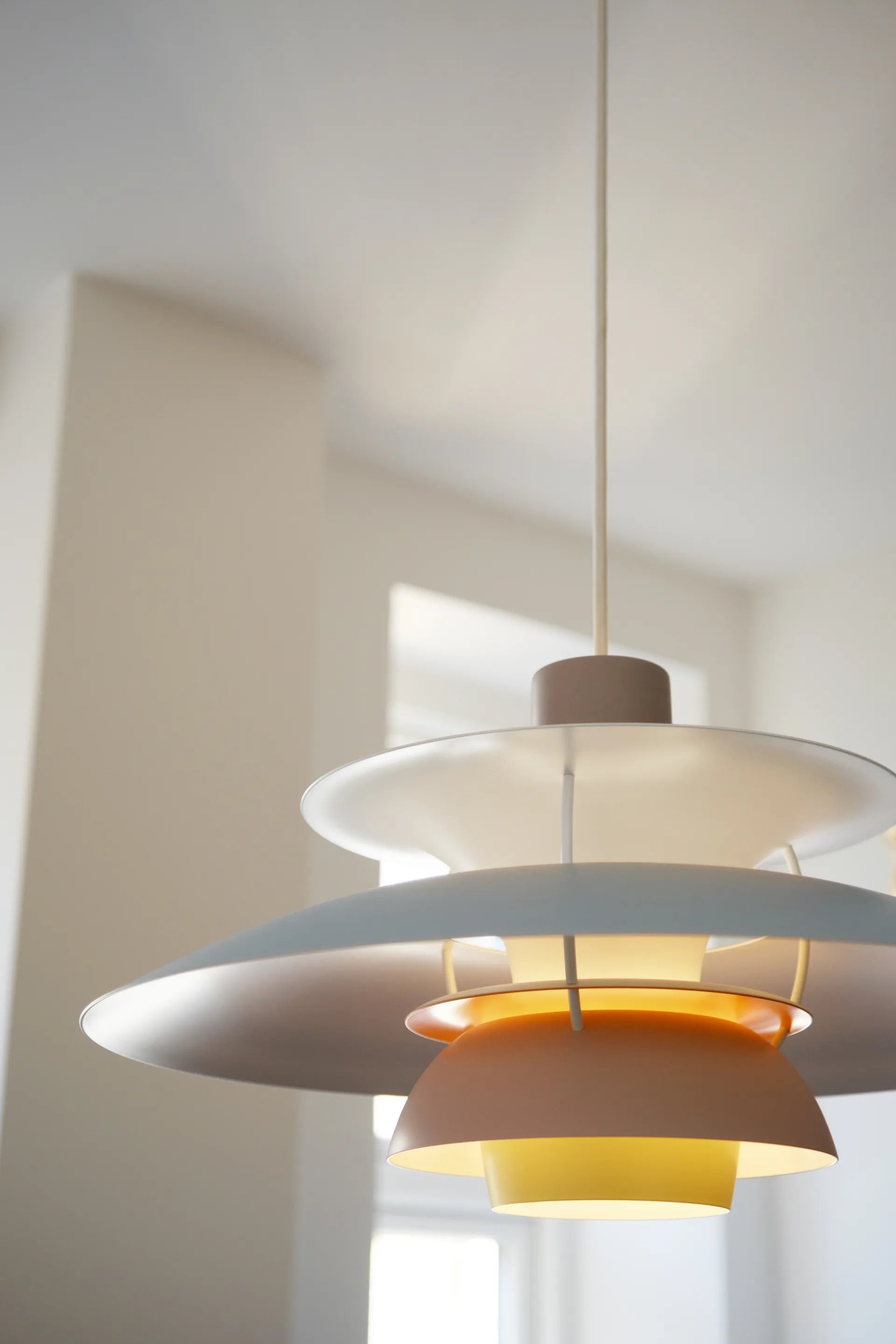 Lampa wisząca PH 5, Ø500, Pastel-szary ostrygowy-niebieski-róż Louis Poulsen