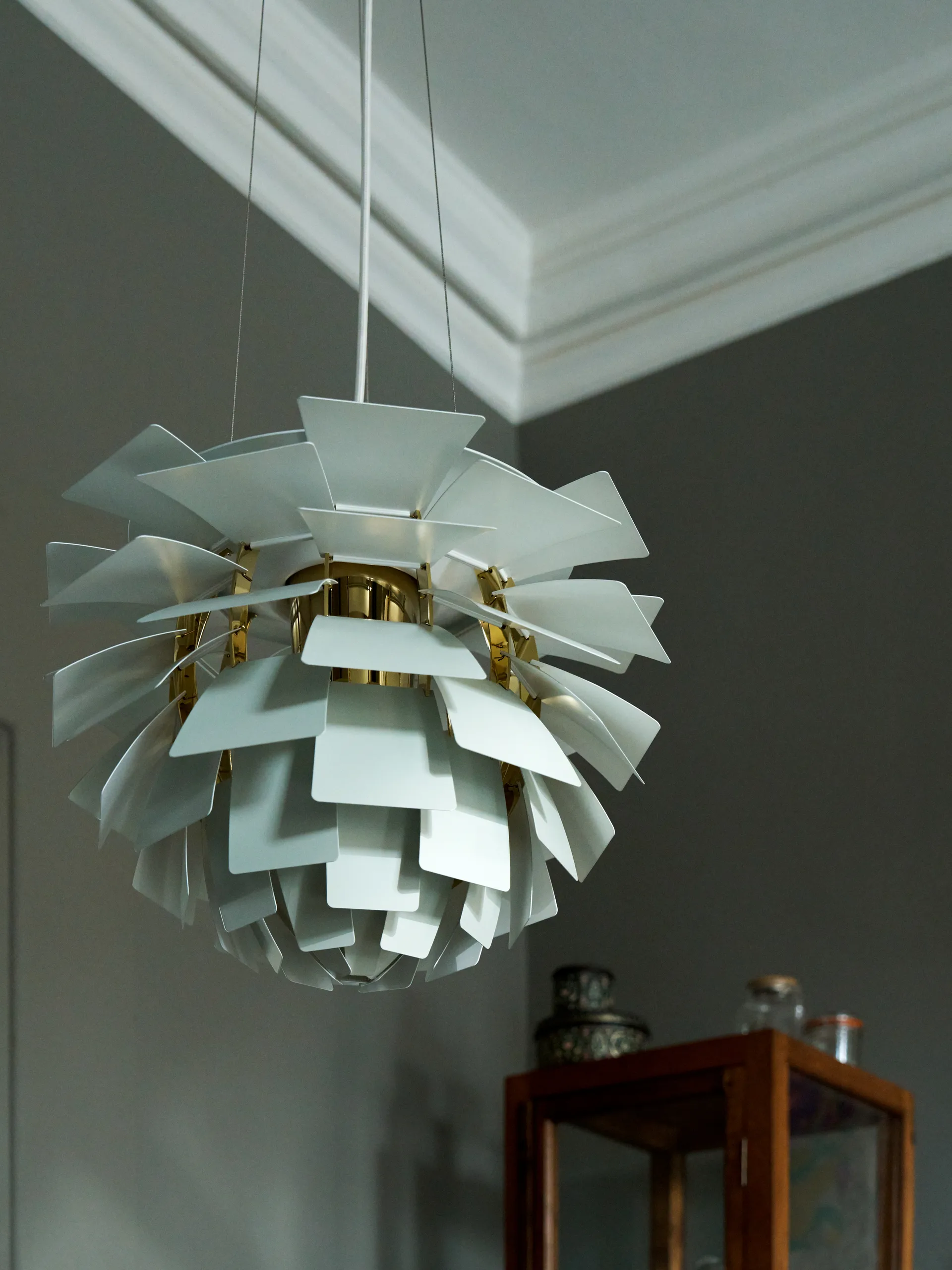 Lampa wisząca PH Artichoke Ø60 cm, Dusty green-brass metallised Louis Poulsen
