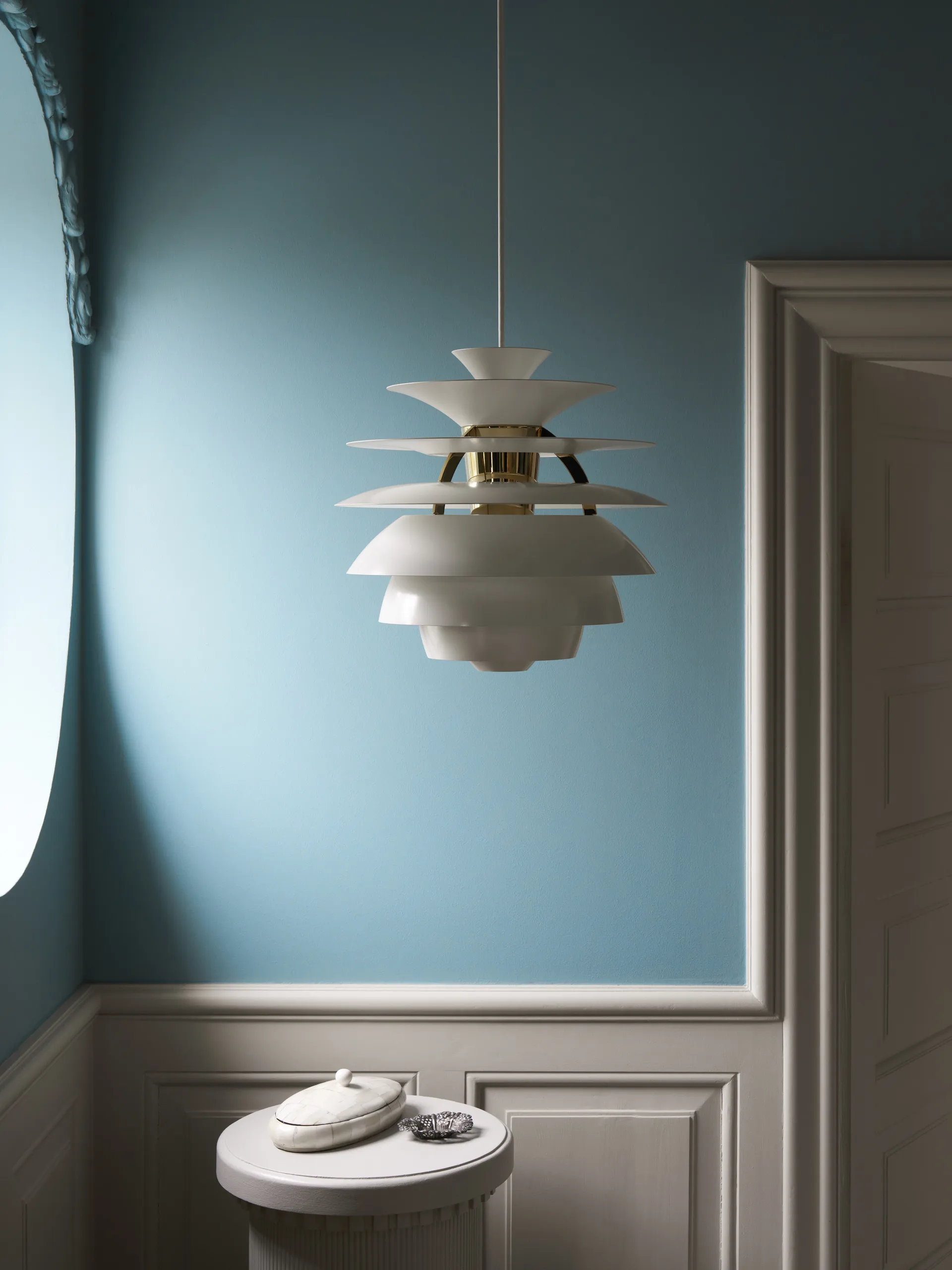 Lampa wisząca PH Snowball, Dusty blue-brass Louis Poulsen