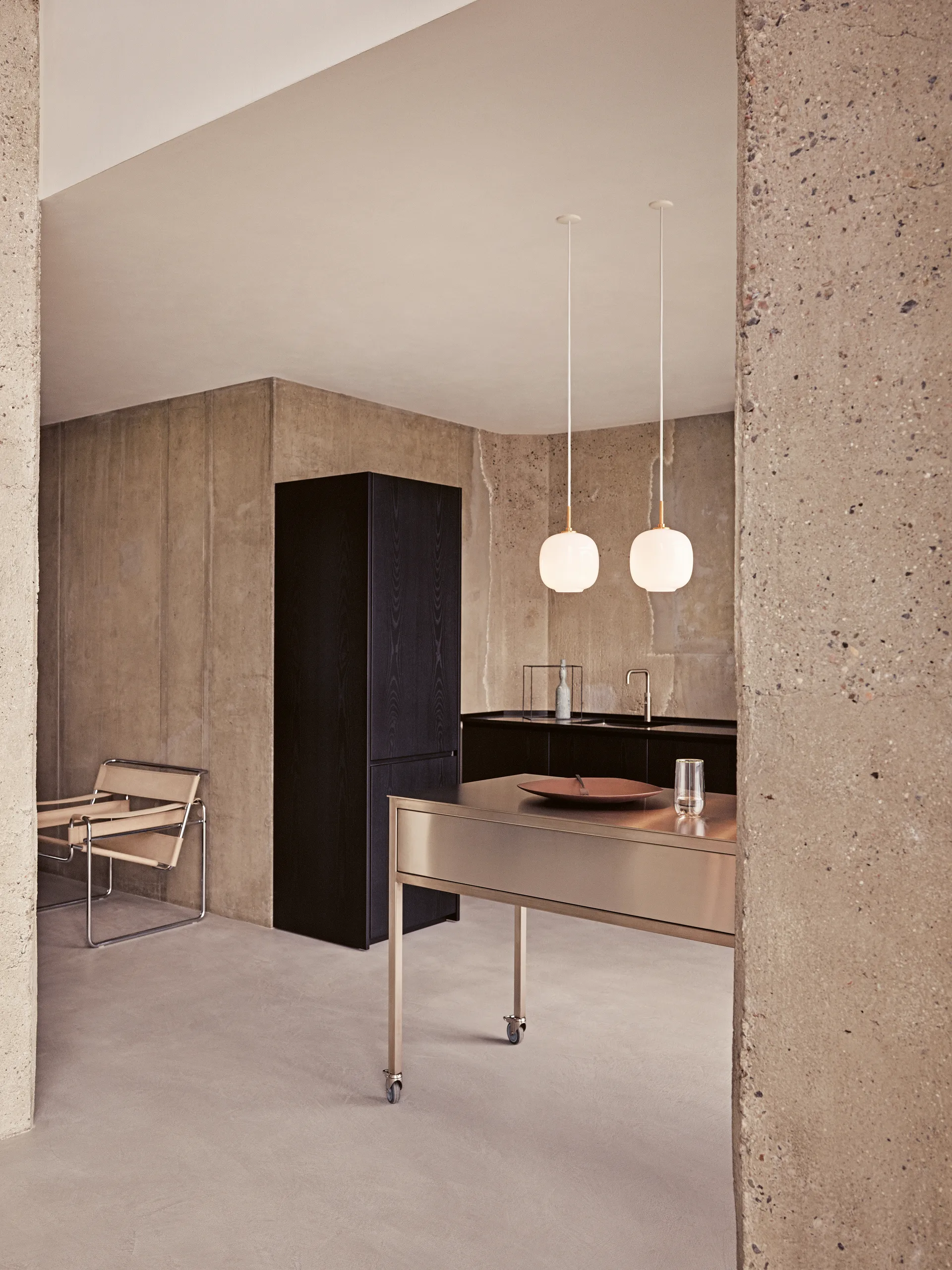 Lampa wisząca VL45 Radiohus Ø25 cm, Brass-white opal glass Louis Poulsen