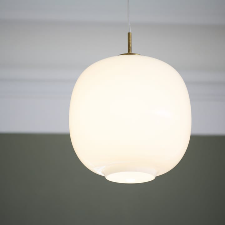 Lampa wisząca VL45 Radiohus Ø25 cm, Brass-white opal glass Louis Poulsen