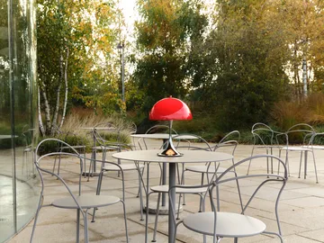 Przenośna lampa stołowa Panthella 250 V3 - Original Opal Red - Louis Poulsen