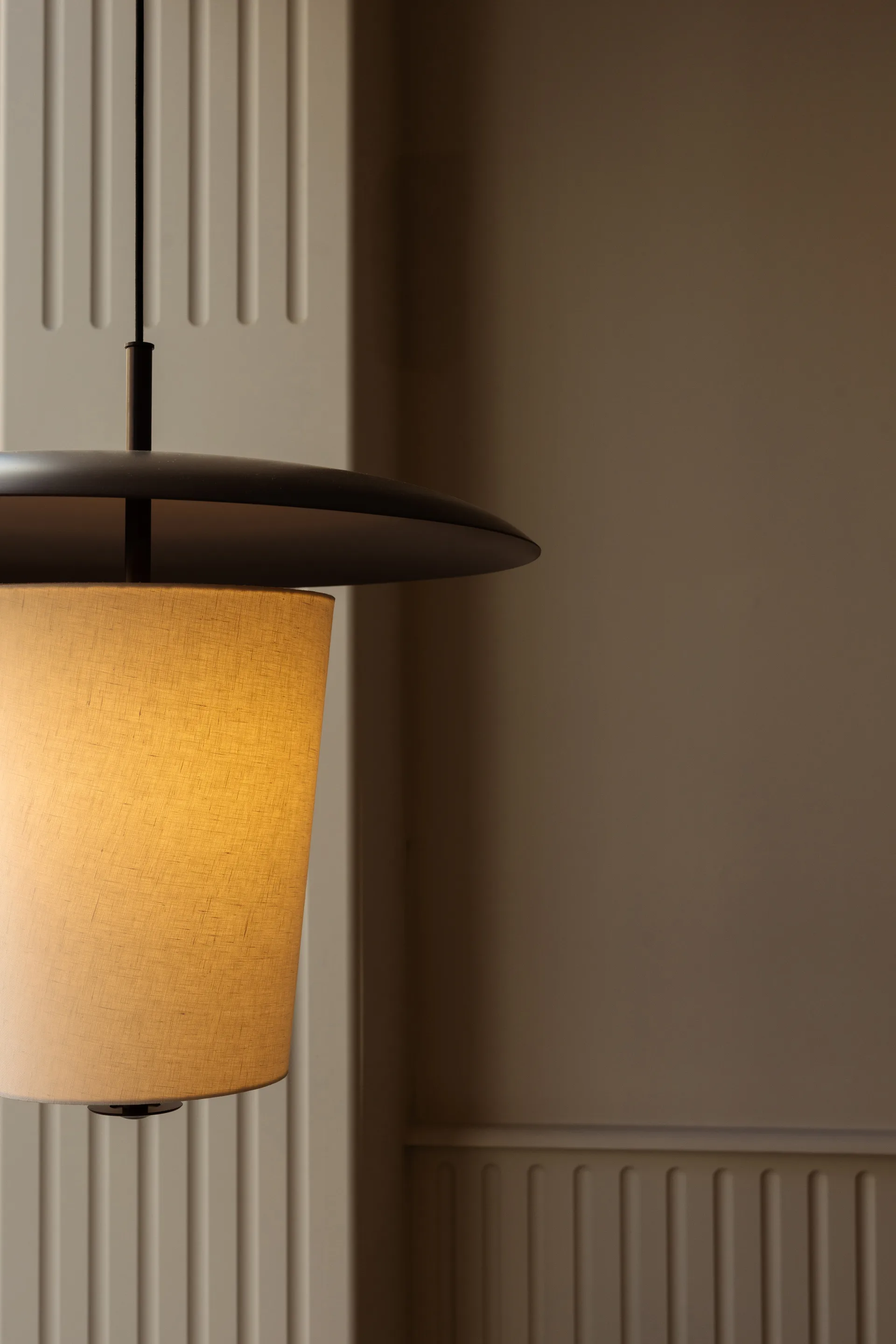 Lampa wisząca Toton 600, Brąz LYFA