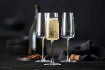 Zero kieliszki do szampana 300 ml, 4‑pak - Kryształ - Lyngby Glas