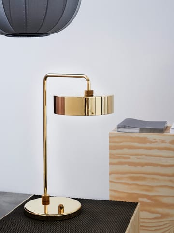 Petite Machine lampa stołowa - Polished brass - Made By Hand