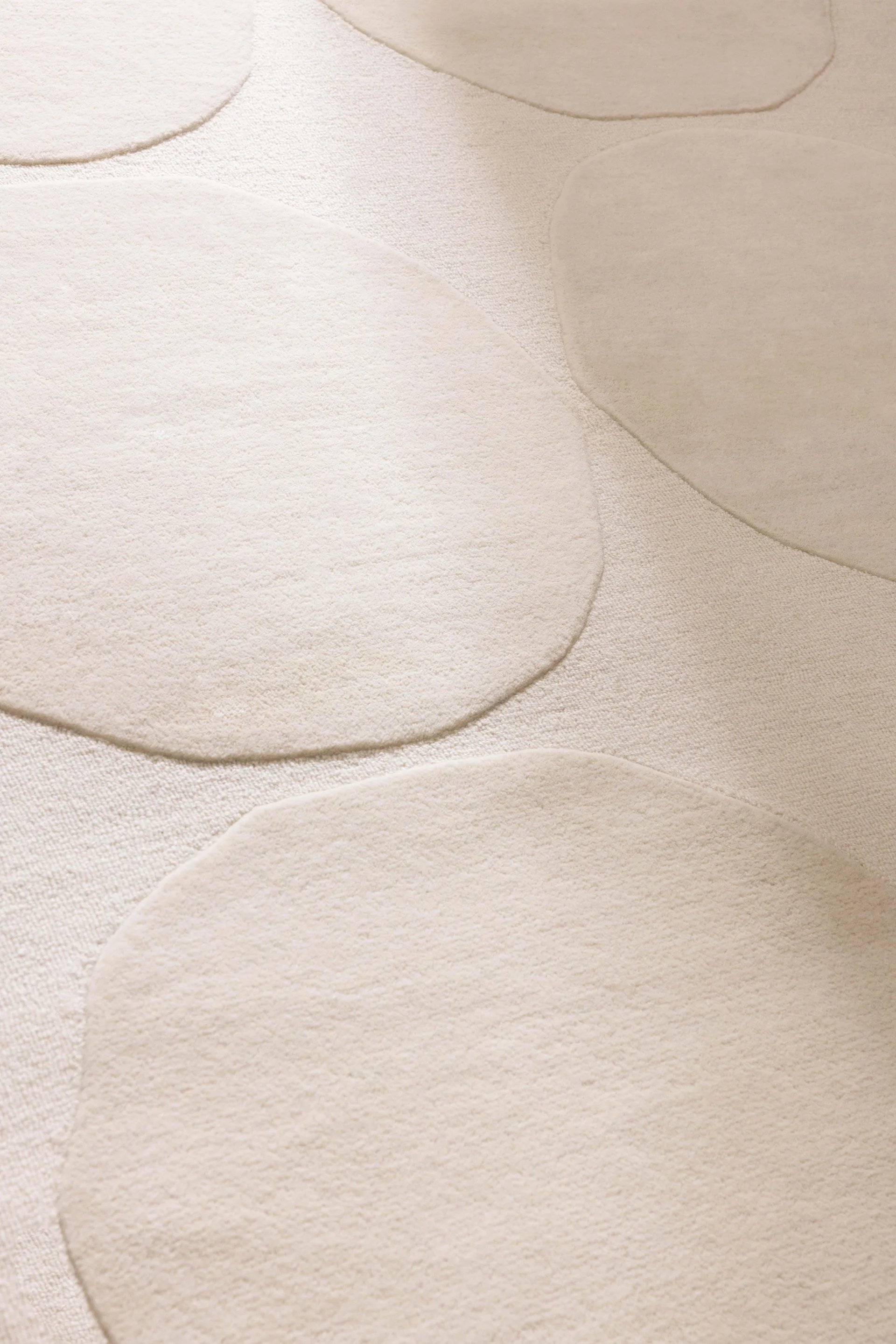 Dywan wełniany Isot Kivet, Natural White, 170x240 cm Marimekko