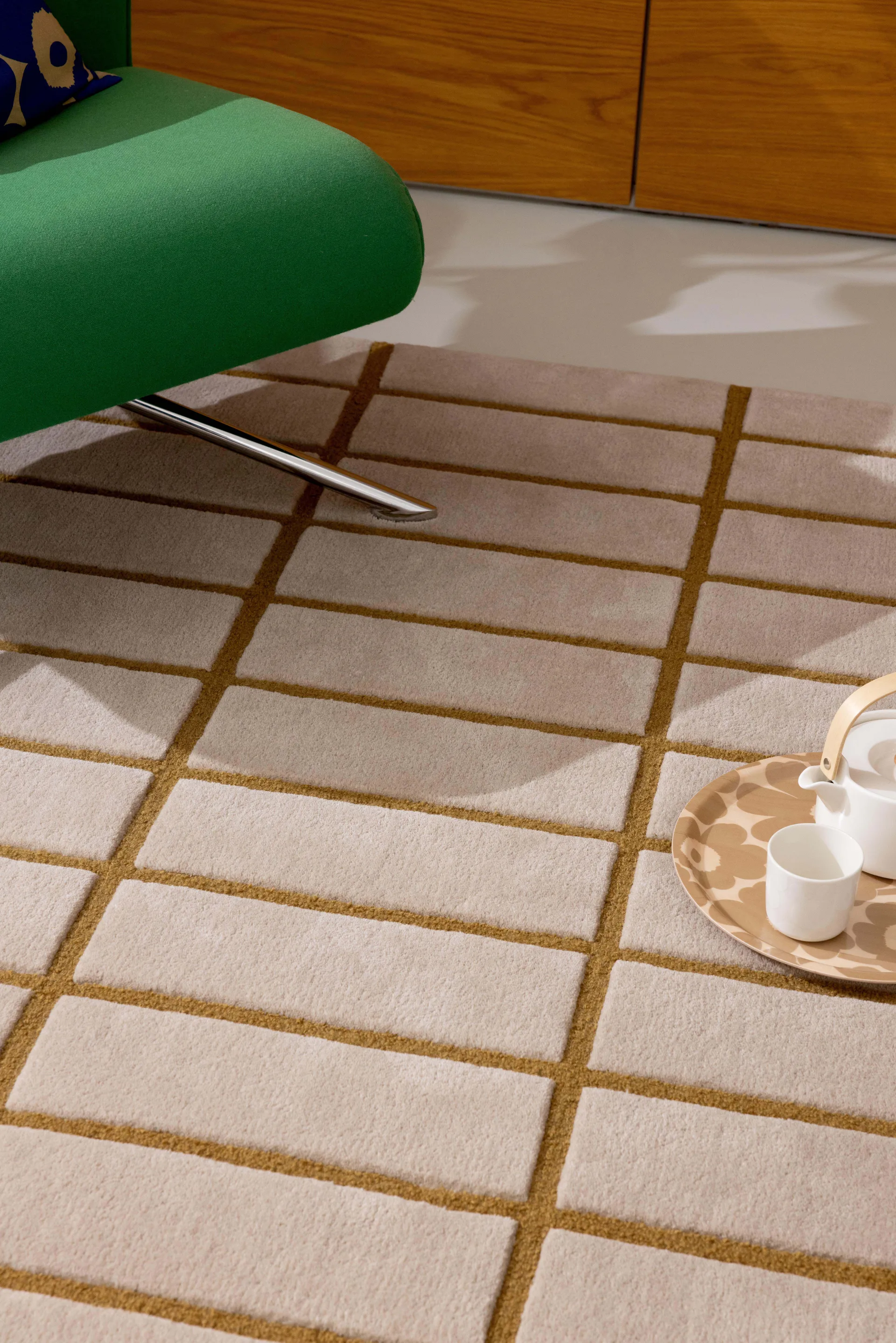 Dywan wełniany Tiiliskivi, Bronze Yellow, 200x280 cm Marimekko