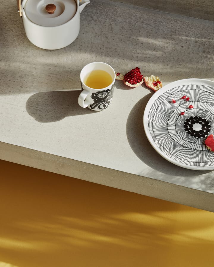 Kubek Siirtolapuutarha 2,5 dl, Czarno-biały (finlandia 100 lat) Marimekko
