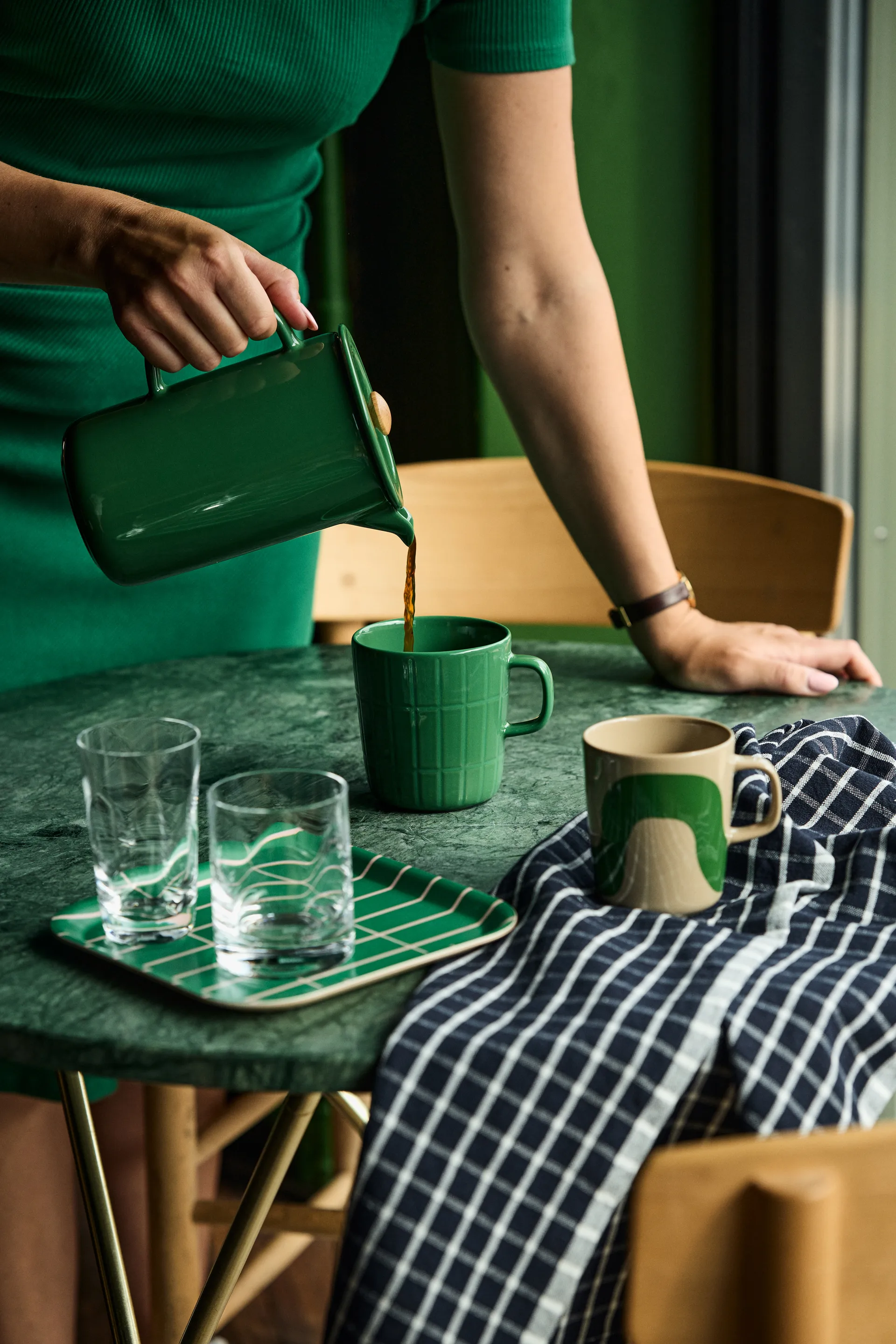 Kubek Tiiliskivi 40 cl, Dark green Marimekko