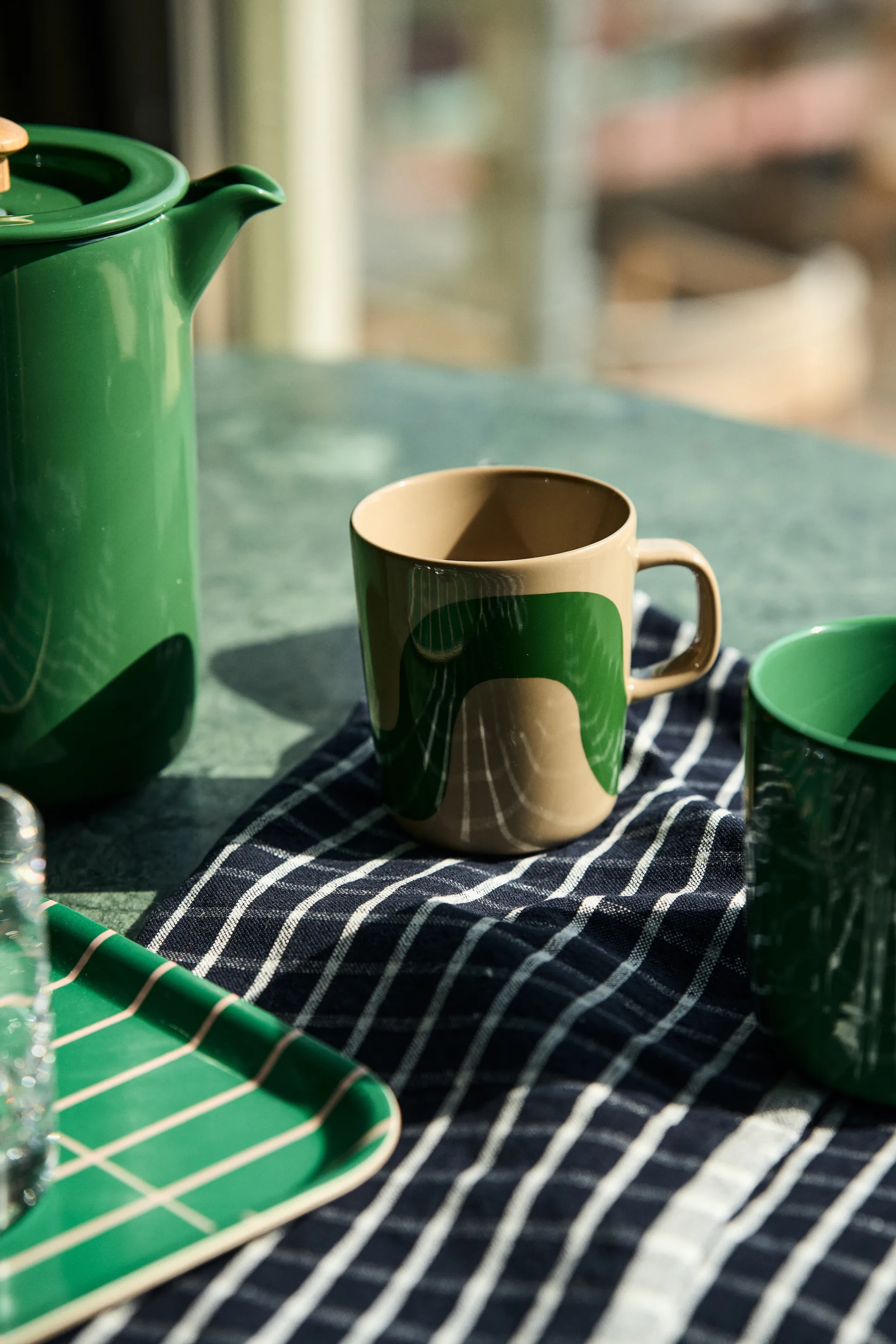 Kubek Tiiliskivi 40 cl, Dark green Marimekko